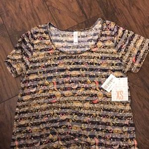 LulaRoe Classic T.